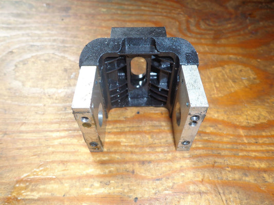 ROBBE FUTURA ENGINE MOUNT