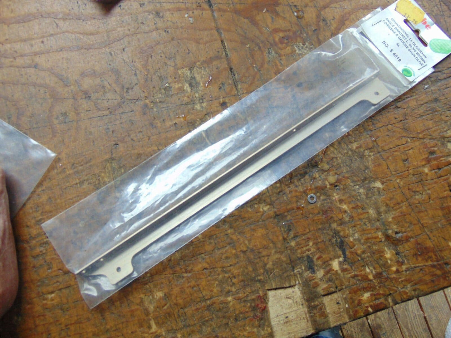 ROBBE FUTURA LOWER FRAME BRACKET (SINGLE) S4819  BNIB