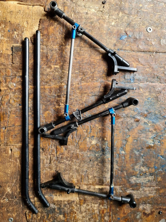 ROBBE SPIRIT LANDING STRUTS & SKIDS