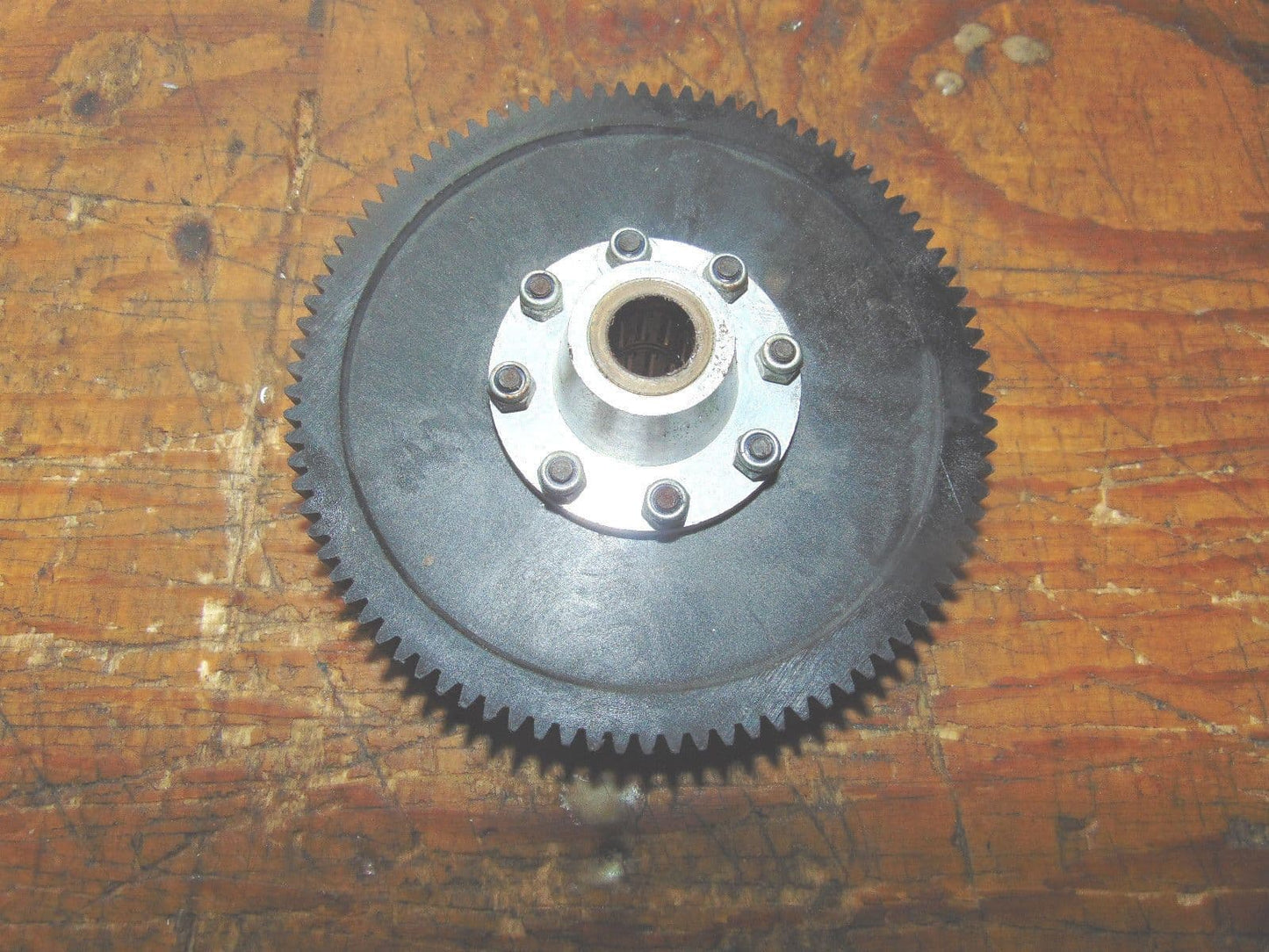 SCHLUTER JUNIOR 50 MAIN ROTOR SHAFT DRIVE GEAR C/W ONE-WAY BEARING