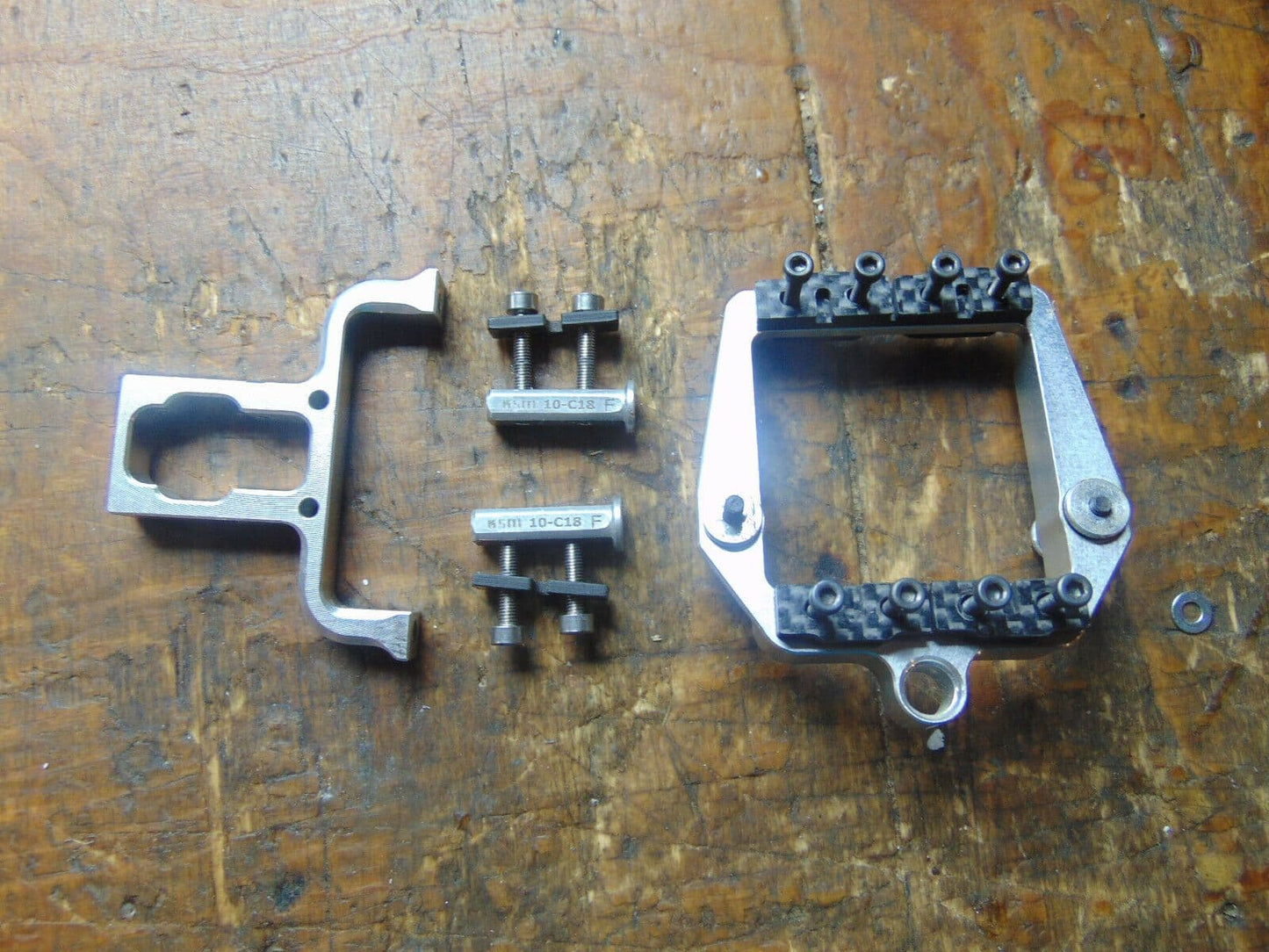 SRIMOK 90E CYCLIC SERVO MOUNTING BRACKETS