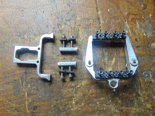SRIMOK 90E CYCLIC SERVO MOUNTING BRACKETS