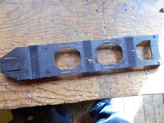 SYNERGY E7SE CARBON FIBRE LOWER FRAME SECTION / BATTERY TRAY