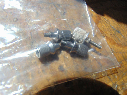 SYNERGY E9/N9 MOUNTING SCREWS