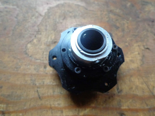 SYNERGY N9 MAIN GEAR HUB & ONE-WAY BEARING