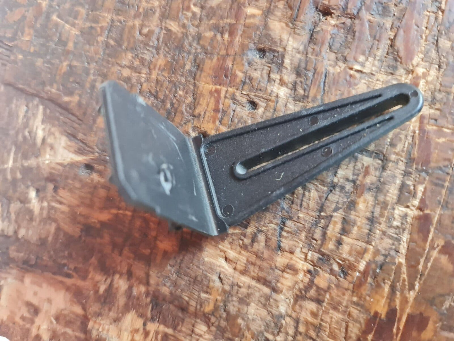 TREX 450 PRO ANTI-ROTATION GUIDE & GYRO MOUNTING TRAY