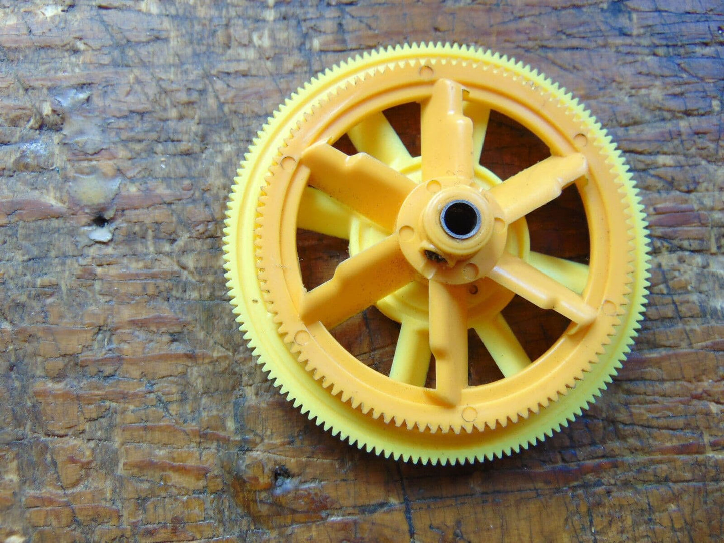 TREX 450 PRO MAIN & TAIL DRIVE GEARS C/W ONE-WAY BEARING