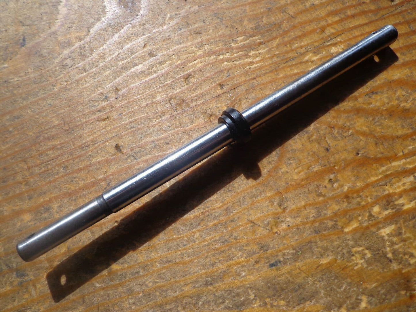 TREX 550 MAIN ROTOR SHAFT WITH BLACK COLLET