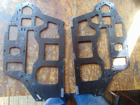 TREX  600 E CARBON FIBRE MAIN FRAME SIDES