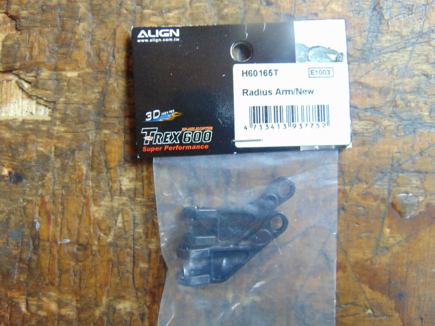 TREX 600 RADIUS ARM H60165T  BNIB