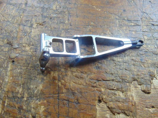 TREX 700 ELEVATOR CONTROL ARM
