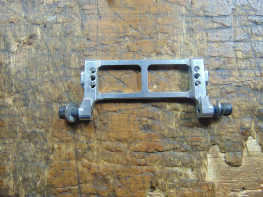 TREX 700 KDE REAR FUSELAGE SPACER & STRUT MOUNTING