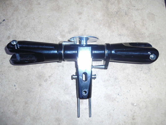 TREX 700 MAIN ROTORHEAD ASSEMBLY BLACK ALLOY