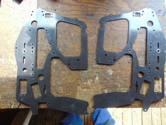 TREX 700 N CARBON FIBRE MAIN FRAME SIDES