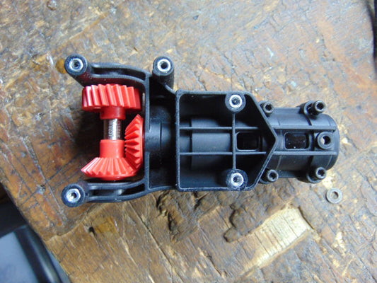 TREX 760X TAIL BOOM MOUNTING C/W 1.0m HELICAL BEVEL GEARS