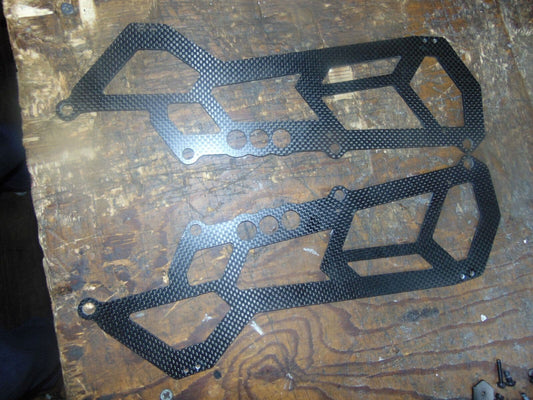 TRON 5.5 CARBON FIBRE LOWER FRAMES LEFT AND RIGHT UNDAMAGED