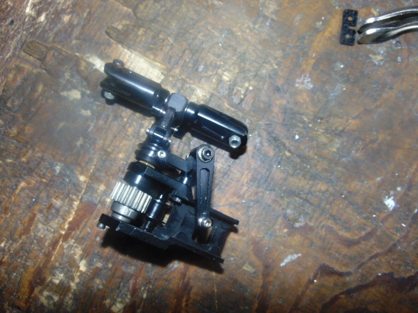 TRON 5.5 TAIL ROTOR GEARBOX ASSEMBLY