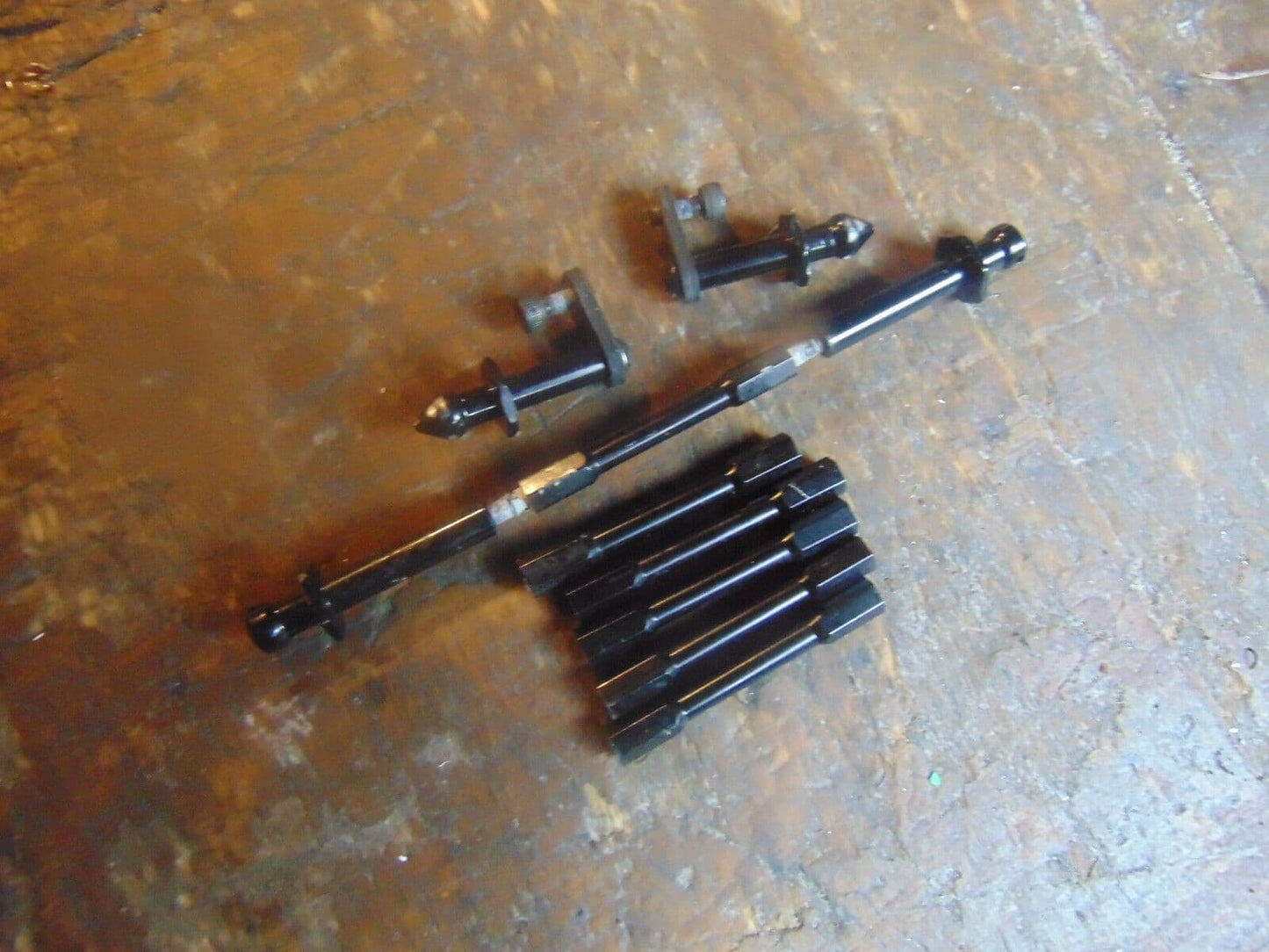 TRON 5.5 UPPER SPACERS & CANOPY MOUNTINGS
