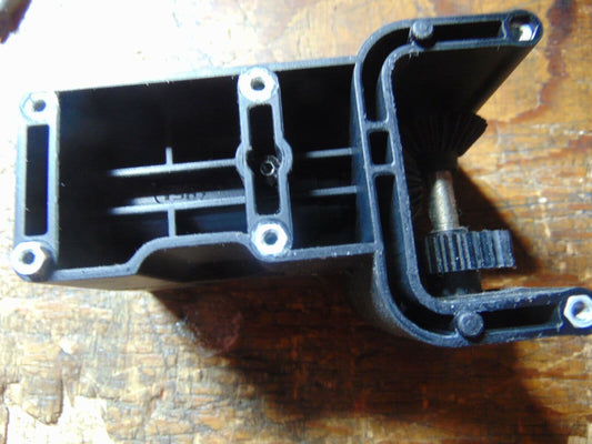 TSA 700 TAIL BOOM MOUNTING C/W BEVEL GEARS