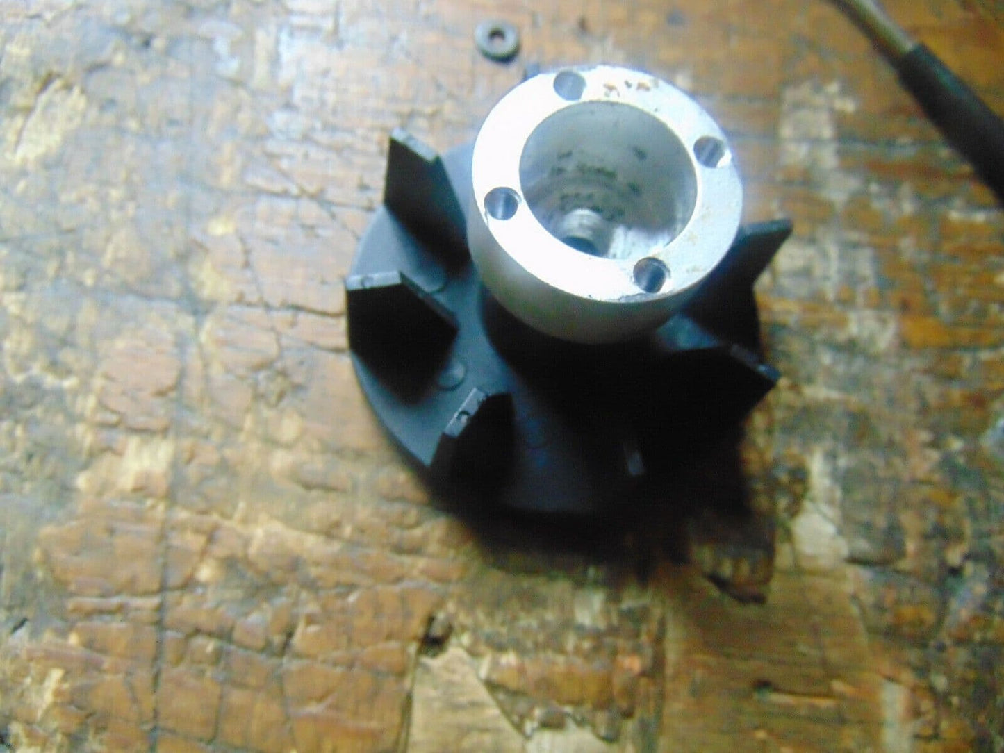 TZ 90 V2 ENGINE COOLING FAN & CLUTCH MOUNTING HUB