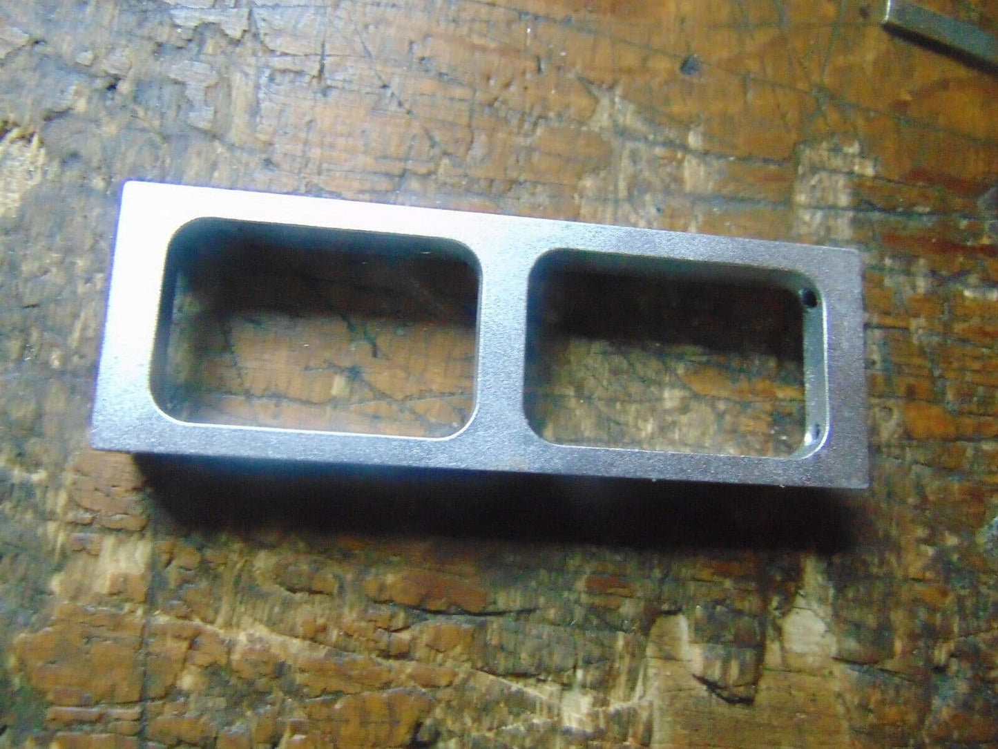 TZ 90 V2 FRONT MAIN FRAME SPACER