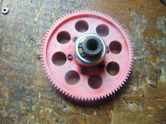 TZ 90 V2 MAIN DRIVE GEAR C/W ONE-WAY BEARING