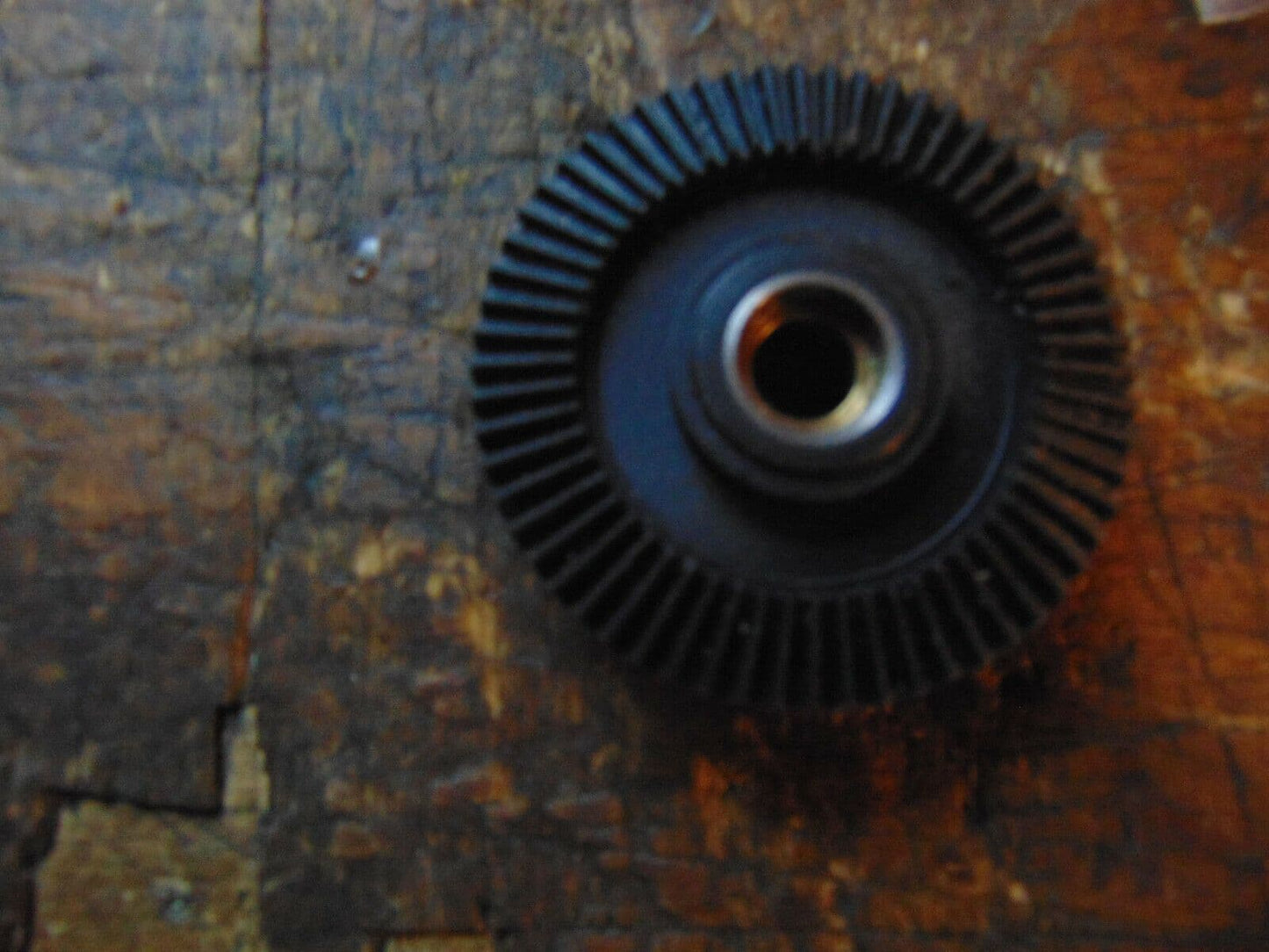 VARIO FOXY MAIN SHAFT DRIVE GEAR & ONE-WAY BEARING UNUSED