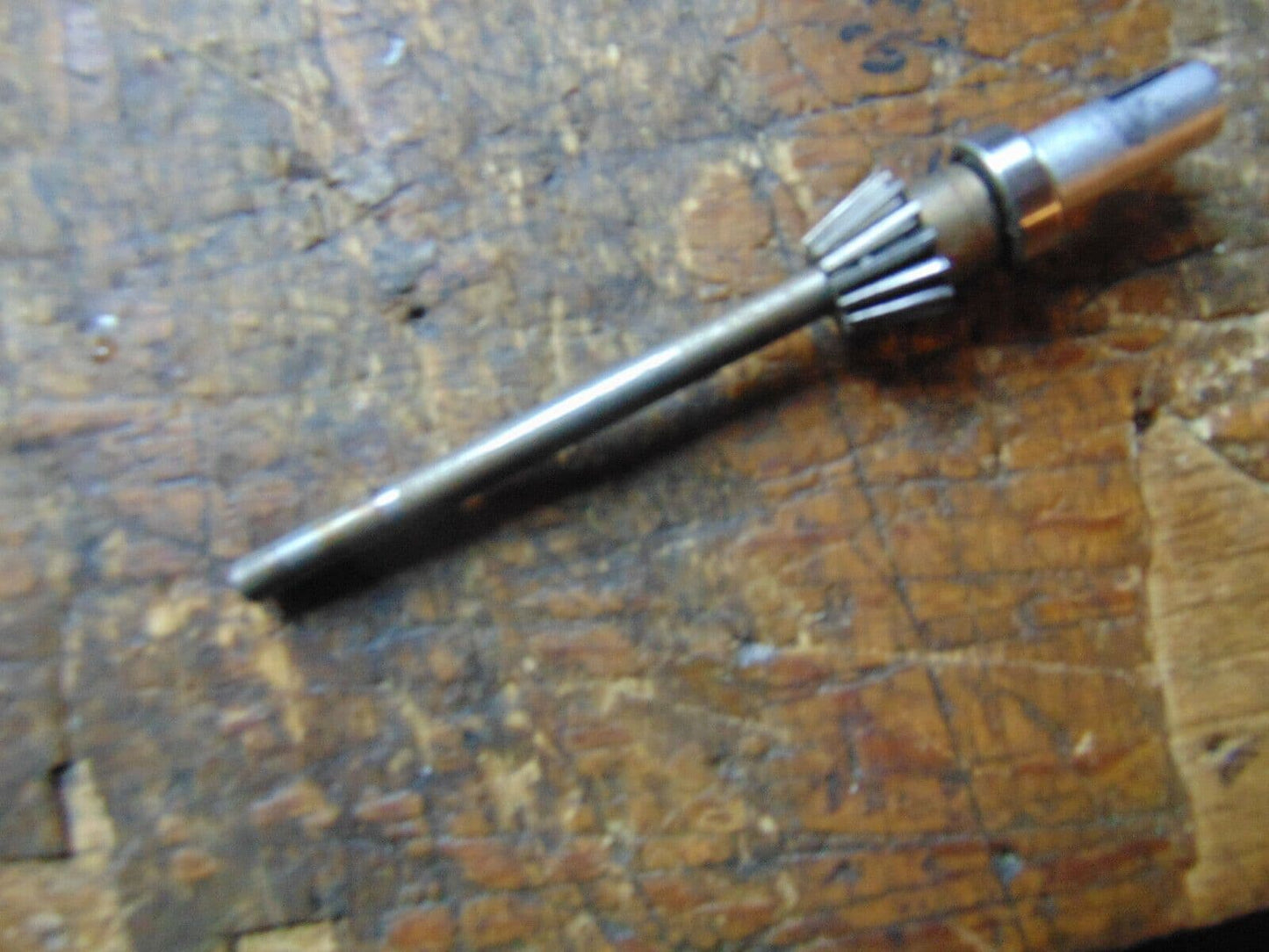 VARIO FOXY TAIL DRIVE PINION & SHAFT
