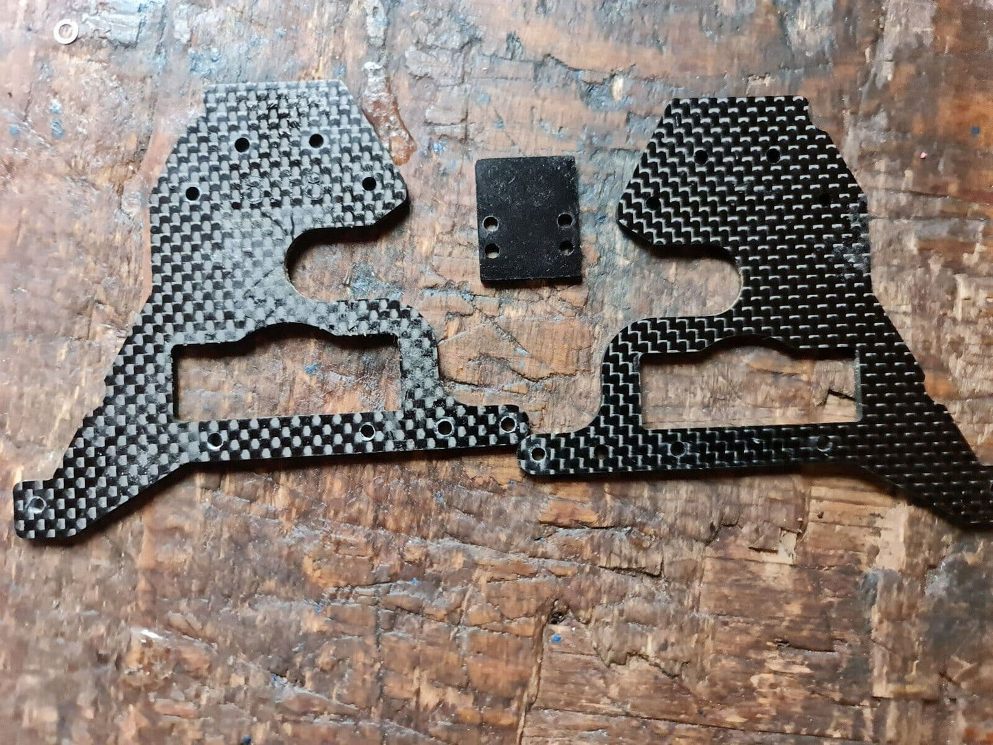 X-CELL FURY 90  CARBON FIBRE CLUTCH MOUNTING PLATES & FRAME SPACER